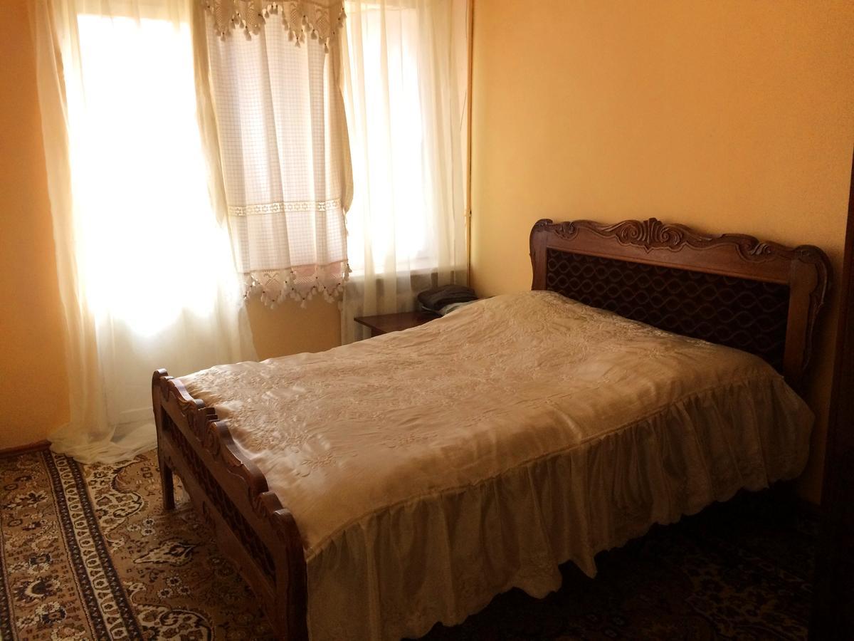Parisis B&B In אלוורדי מראה חיצוני תמונה