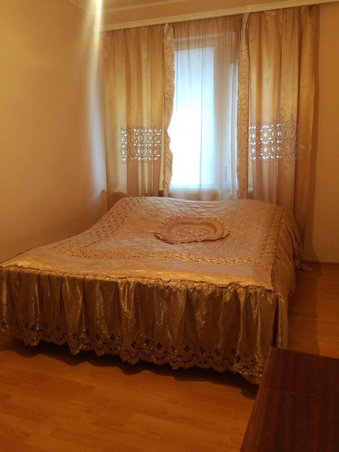 Parisis B&B In אלוורדי מראה חיצוני תמונה